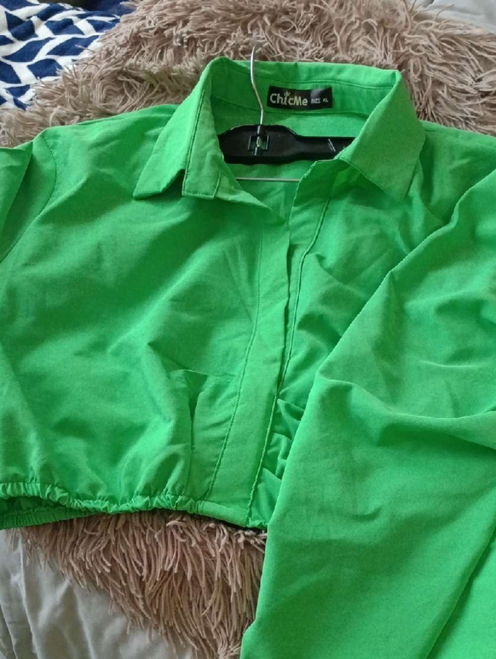 chic Set Bright Green ChicMe Button-Up Top